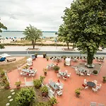 Strandhotel Hotel