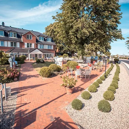 Strandhotel 3*