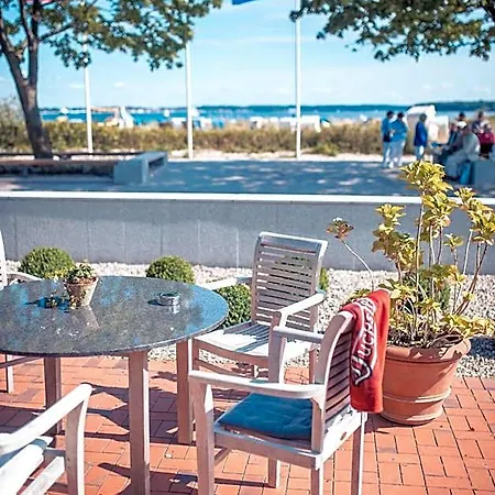 호텔 Strandhotel 3*