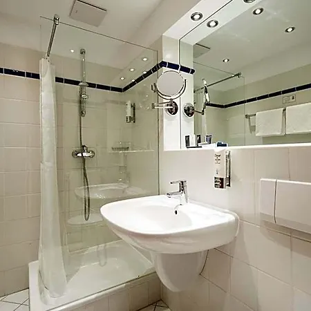 Strandhotel 호텔 3*