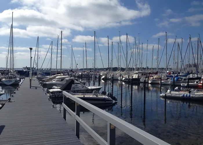 Отель Strandhotel 3*