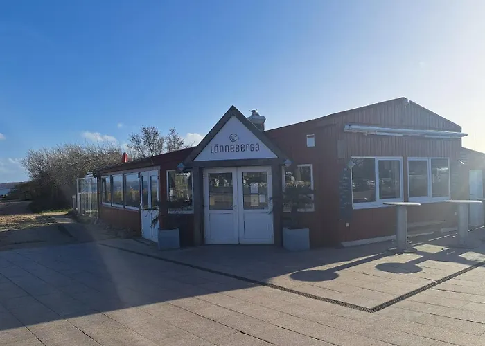 Strandhotel Отель 3*