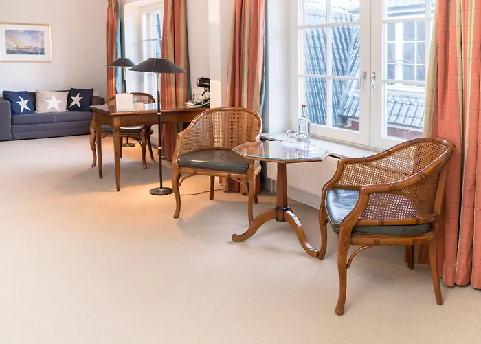 Отель Strandhotel Штранде