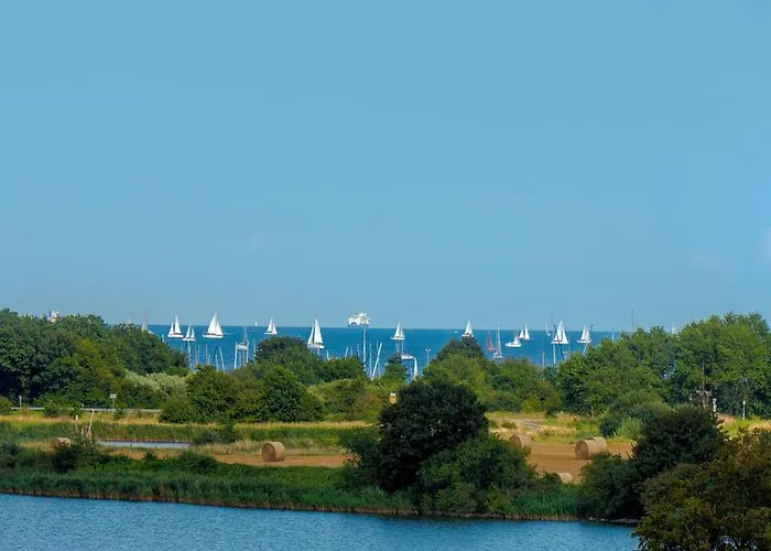 Отель Strandhotel Штранде